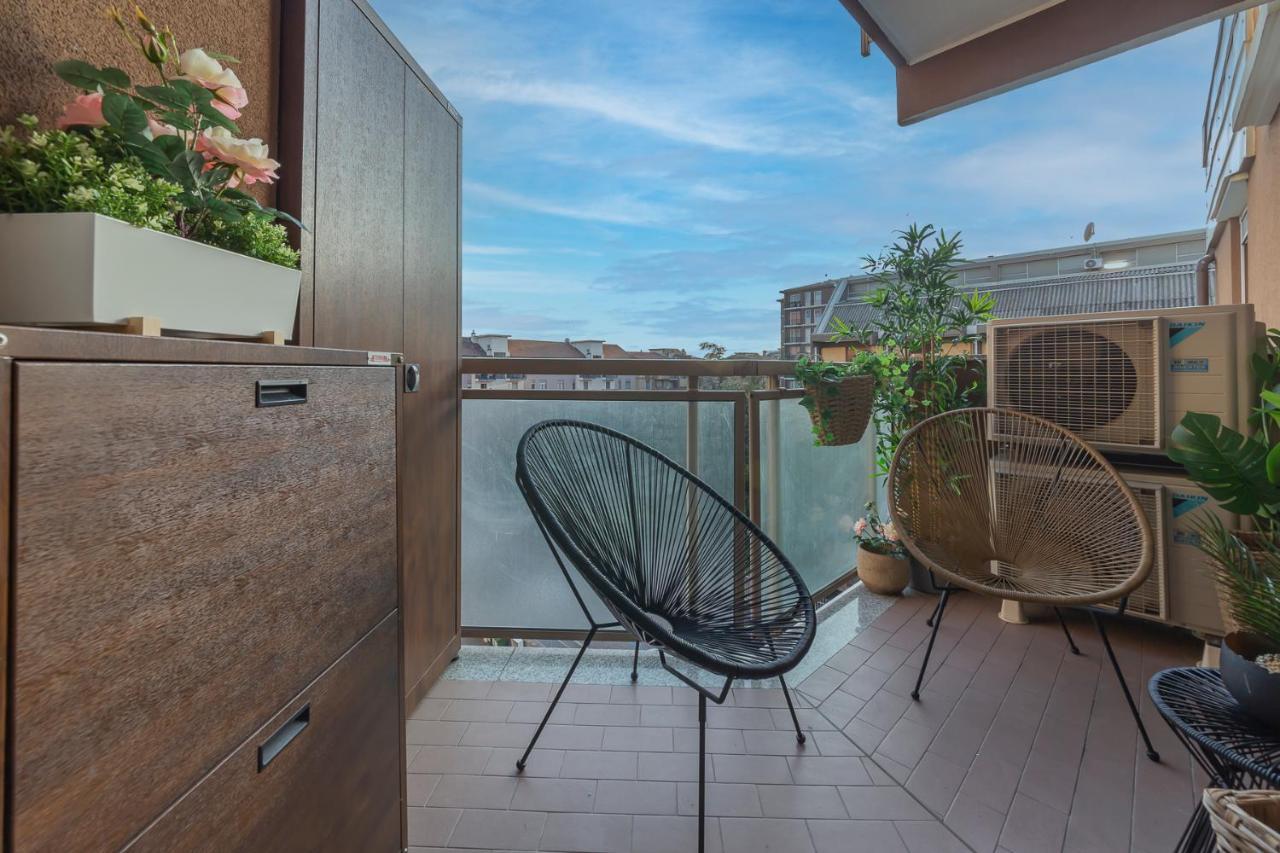 Luxury Apartment Near Navigli - Anemoni 5 Milan Bagian luar foto