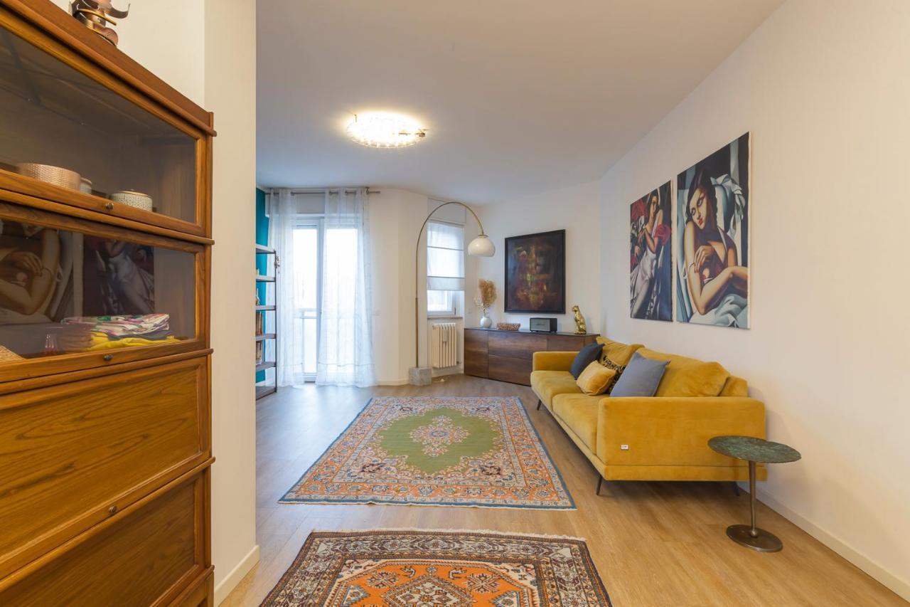 Luxury Apartment Near Navigli - Anemoni 5 Milan Bagian luar foto